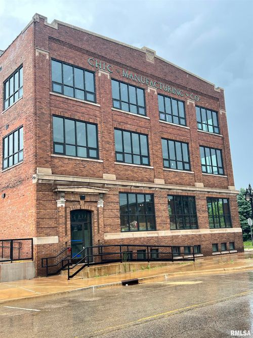 101-1001 Sw Adams St, Peoria, IL, 61602-1663 | Card Image