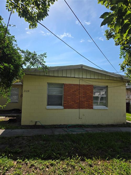 2109 S Mills Ave, Orlando, FL, 32806-4106 | Card Image