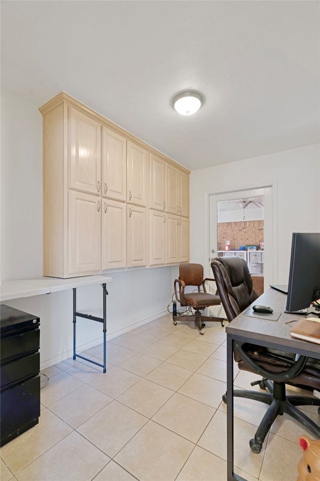 1005 42 Nd St Se, House other with 3 bedrooms, 4 bathrooms and null parking in Paris TX | Image 11