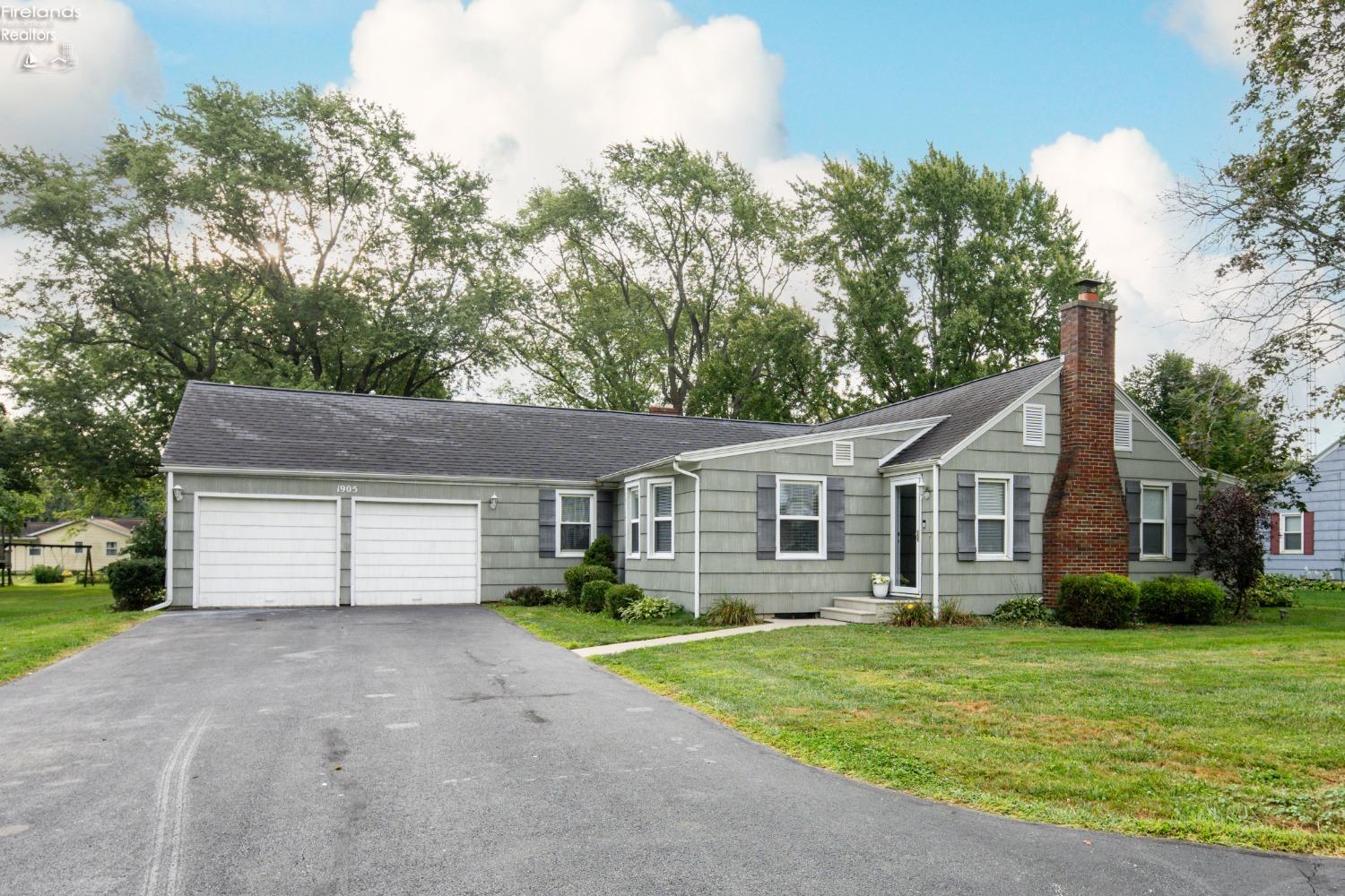 Tiffin Rd, Fremont, OH 43420