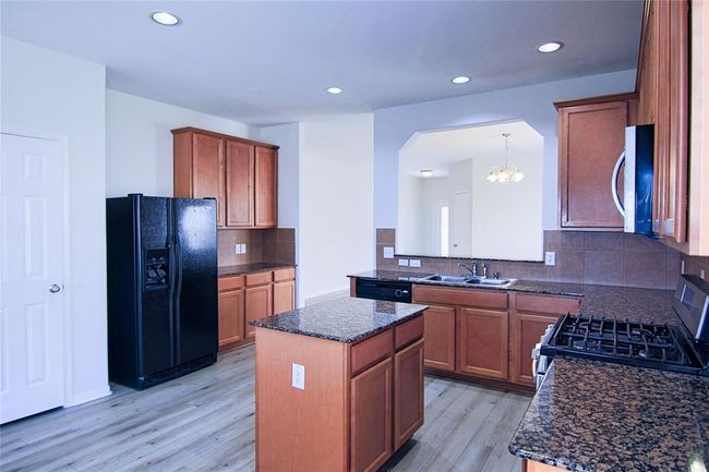 21622 Amesbury Meadow Ln, House other with 3 bedrooms, 2 bathrooms and 2 parking in Spring TX | Image 18