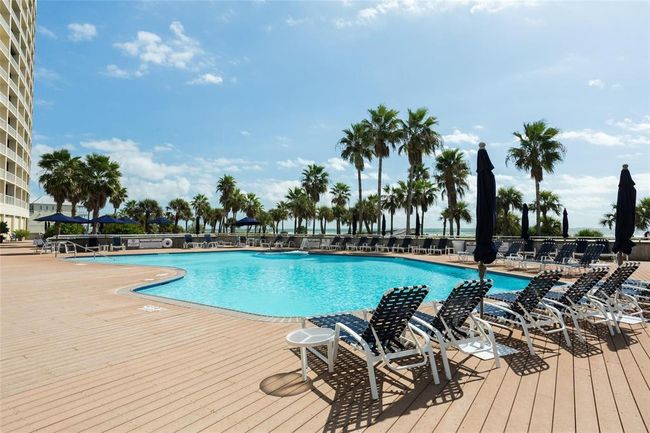 UNIT-1103 - 1401 E Beach Dr, Condo with 2 bedrooms, 2 bathrooms and null parking in Galveston TX | Image 25