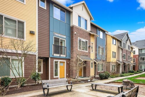 15768 Ne 14th Ter, Bellevue, WA, 98008-2720 | Card Image