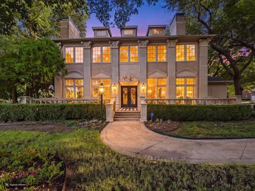 3011 Country Club Dr, McKinney, TX, 75070-4523 | Card Image