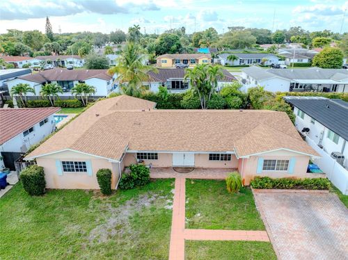 21304 Ne 19th Ct, Miami, FL, 33179-1517 | Card Image