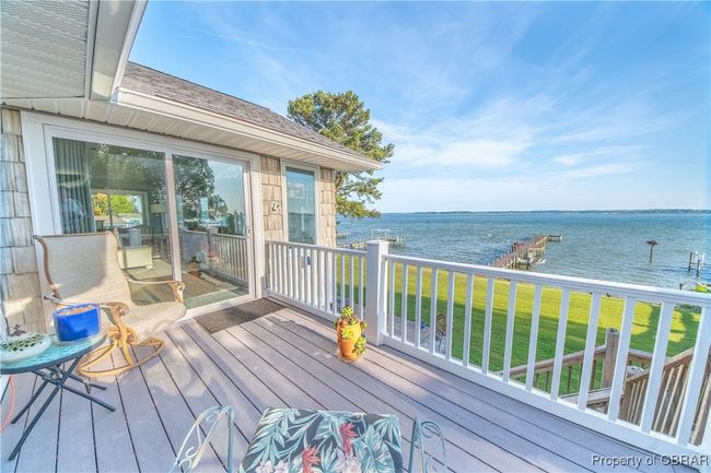 335 Berryville Shores Dr, House other with 3 bedrooms, 2 bathrooms and null parking in Deltaville VA | Image 8