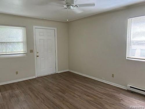 4336 Richalva Court, Waterford Charter Township, MI, 48329 | Card Image