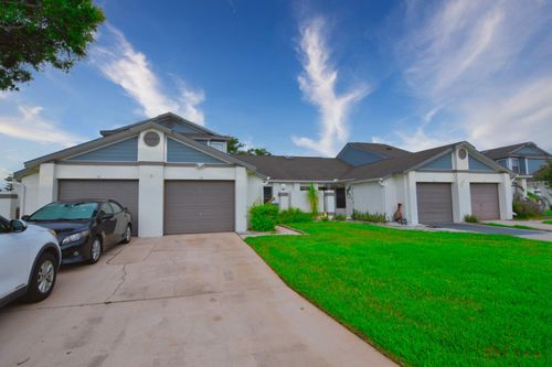 72 Lakepointe Cir, KISSIMMEE, FL, 34743-8117 | Card Image