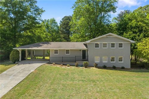 641 Gordon Combs Rd Nw, marietta, GA, 30064-1215 | Card Image