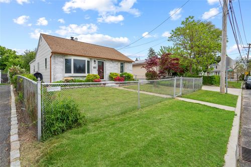 31 Brennan Pl, Deer Park, NY, 11729-3307 | Card Image