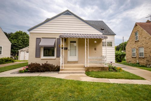 1314 E Crawford Ave, Milwaukee, WI, 53207-4036 | Card Image