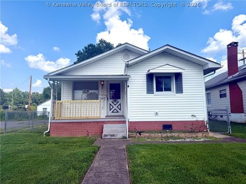 118 Alameda St, Saint Albans, WV, 25177-2102 | Card Image