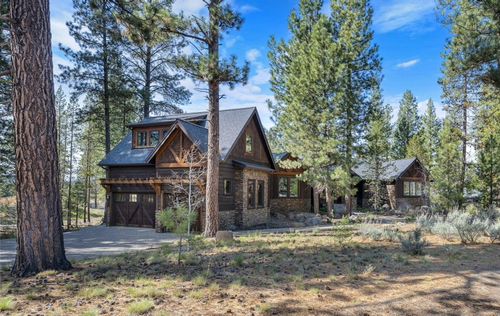56373 Trailmere Cir, Bend, OR, 97707-2556 | Card Image