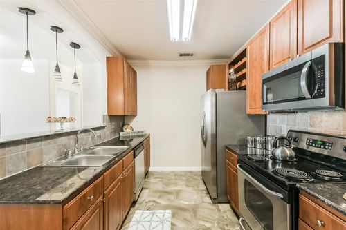 apt-343-1711 Old Spanish Trl, Houston, TX, 77054-1961 | Card Image