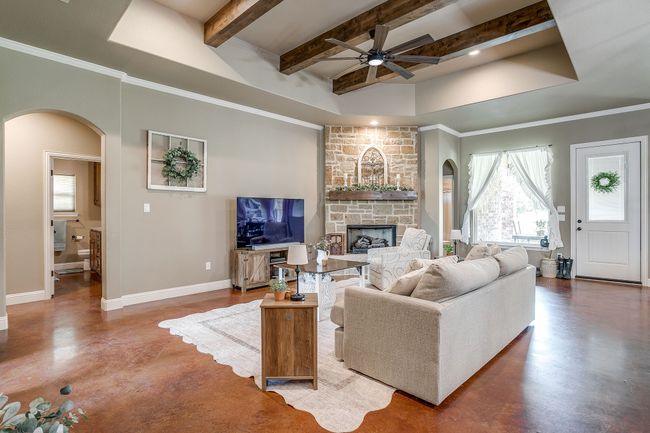 11035 Orchards Blvd, House other with 4 bedrooms, 3 bathrooms and null parking in Cleburne TX | Image 8