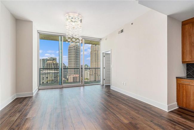 UNIT-2515 - 1080 Peachtree St Ne, Condo with 2 bedrooms, 2 bathrooms and 2 parking in Atlanta GA | Image 10