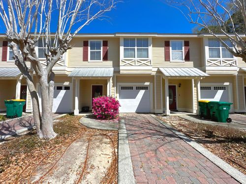 401 Twin Lakes Ln, Destin, FL, 32541-2850 | Card Image