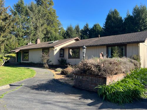 2510 Golf Course Rd, Bayside, CA, 95524-9028 | Card Image