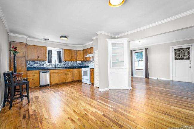 150 W Faust St, House other with 2 bedrooms, 3 bathrooms and null parking in New Braunfels TX | Image 28