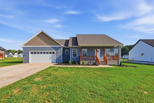 662 Clog Valley Dr, Sparta, TN, 38583-6528 | Card Image
