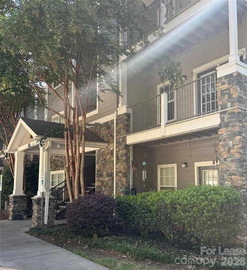 201-900 Vista Lake Dr, Candler, NC, 28715-6102 | Card Image