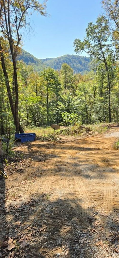 1354 E Obey Ln, Wilder, TN, 38589 | Card Image