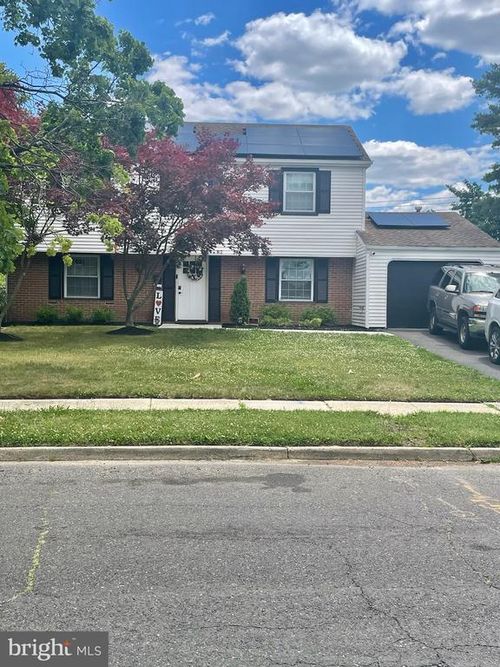 82 Bayberry Ln, Willingboro, NJ, 08046-1640 | Card Image