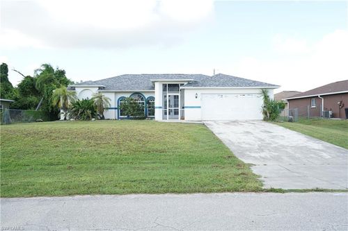 8397 Bahamas Rd, FORT MYERS, FL, 33967-2602 | Card Image