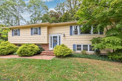 2105 Washington Valley Rd, Martinsville, NJ, 08836-2014 | Card Image