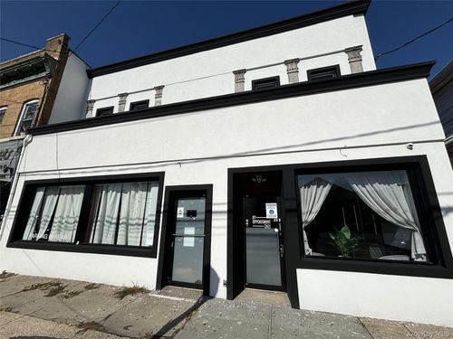 2426-2426 Grand Ave, Baldwin, NY, 11510-3231 | Card Image