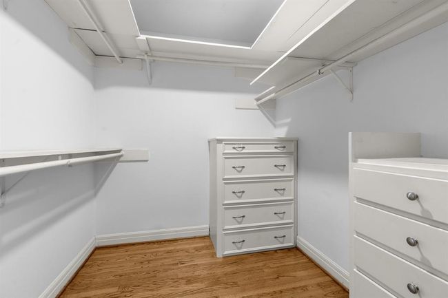 Primary Closet | Image 32