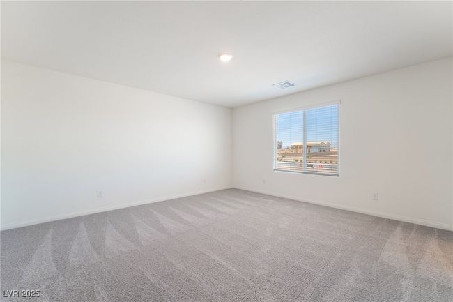 Spare room with carpet and baseboards | Image 17