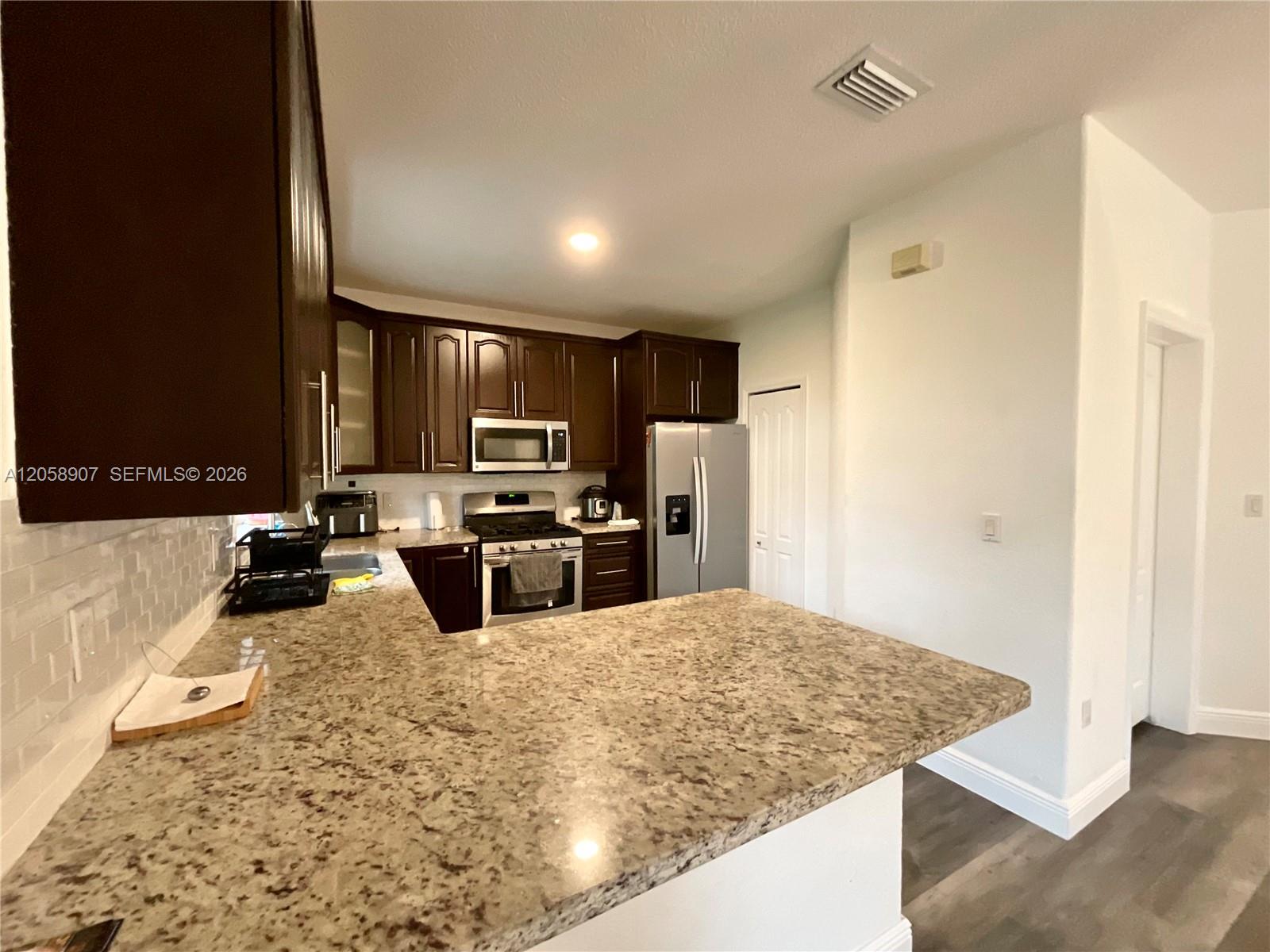 Residential in Doral 4