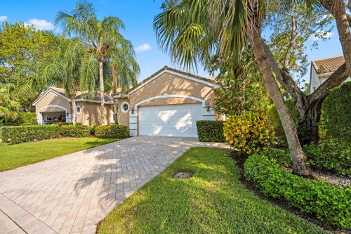4657 Carlton Golf Dr, Lake Worth, FL, 33449-8130 | Card Image