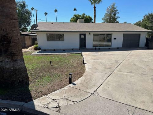 3933 E Flower Street, Phoenix, AZ, 85018 | Card Image