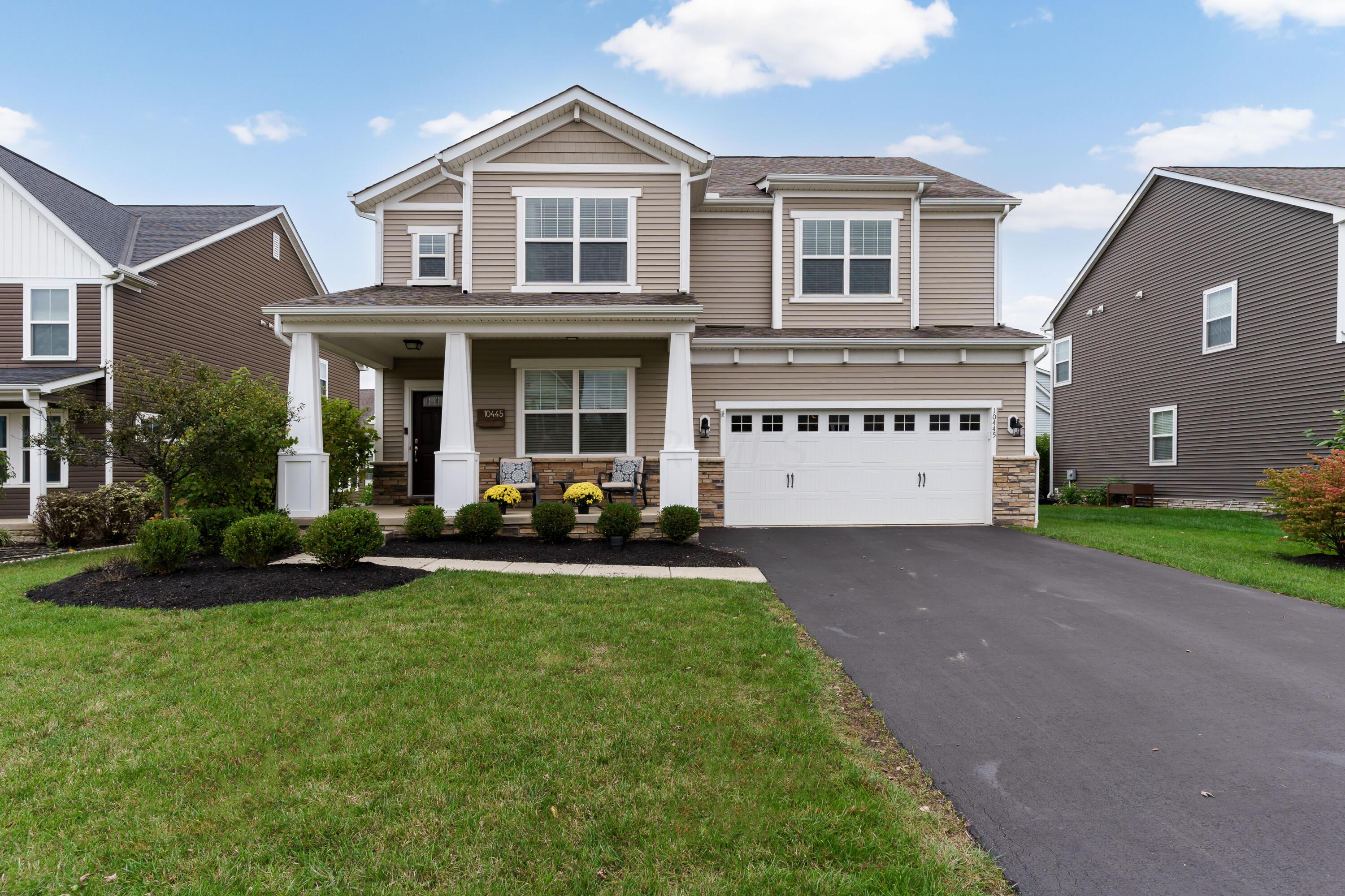 Hazelnut Dr, Plain City, OH 43064