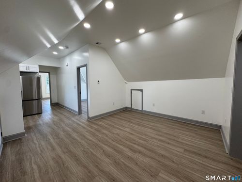 3rd-128 Jewett St, Ansonia, CT, 06401-2457 | Card Image