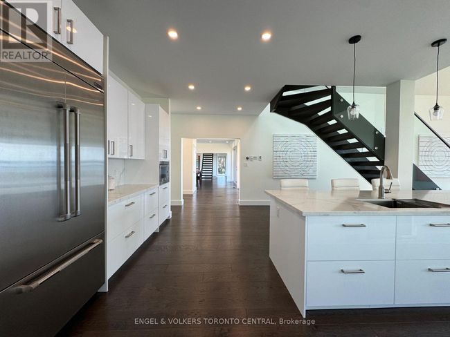 131 Peats Point Road, House other with 3 bedrooms, 2 bathrooms and 32 parking in Prince Edward County (Ameliasburg Ward) ON | Image 11