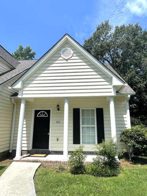 383 Springview Ln, Summerville, SC, 29485-8271 | Card Image
