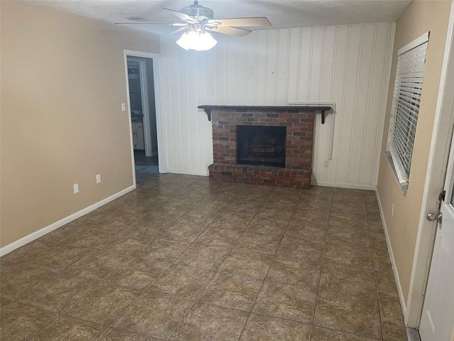 Fireplace in Rear | Image 22