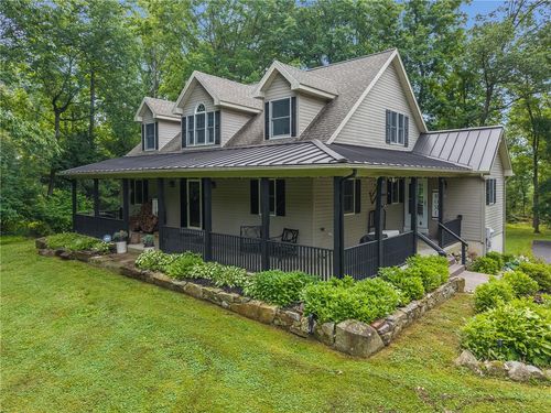 465 Raubsville Rd, Williams Twp, PA, 18042-8754 | Card Image