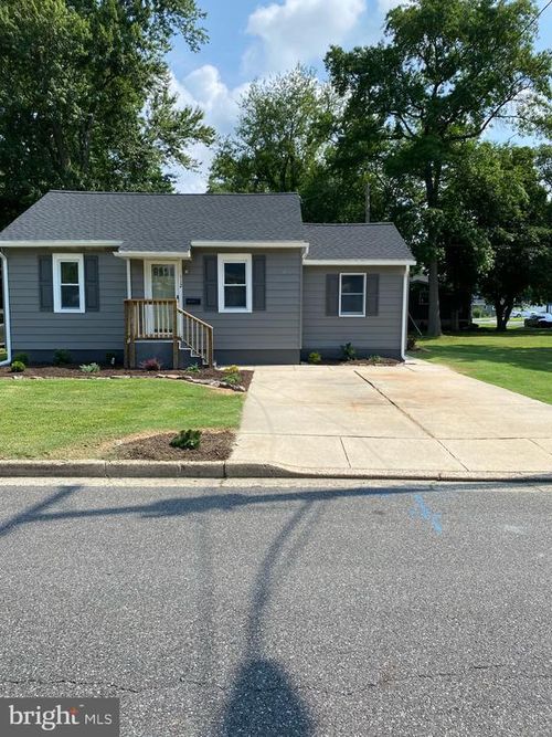 112 Highland Ave, PENNSVILLE, NJ, 08070-2211 | Card Image