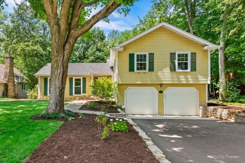 1138 Pine Ct, Batavia, IL, 60510-3211 | Card Image