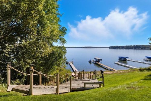 10781 Dahl Ave, Chisago City, MN, 55013-9431 | Card Image