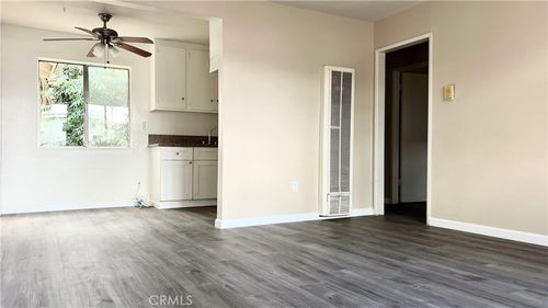 1-640 Ward St, La Habra, CA, 90631-4037 | Card Image