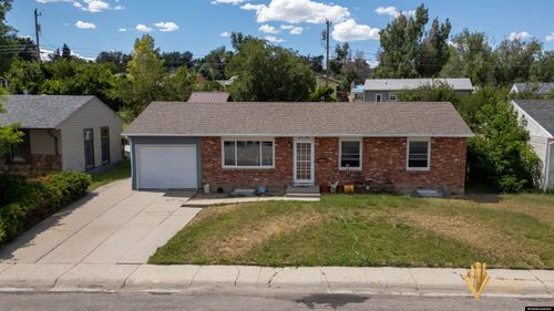 2730 Knollwood Dr, Casper, WY, 82604-4722 | Card Image