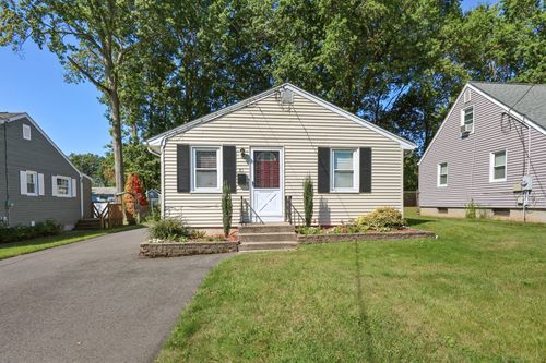 81 Benson St, New Britain, CT, 06051-4101 | Card Image