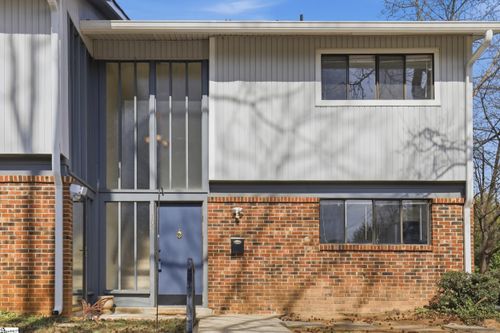 105 Briarview Cir, Greenville, SC, 29615-2147 | Card Image