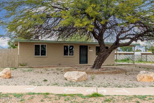 4702 S Apple Tree Avenue, Tucson, AZ, 85730 | Card Image