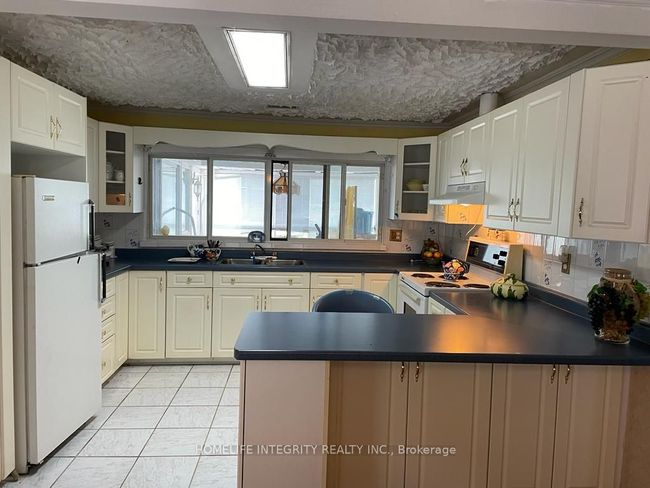 2434 County Rd 15, House other with 5 bedrooms, 2 bathrooms and 9 parking in Picton ON | Image 29